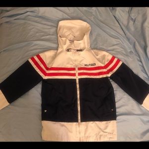 I’m selling a Tommy Hilfiger rain jacket